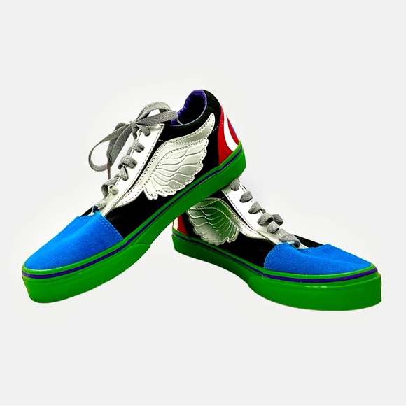 Vans Marvel Captain America Big Kids size 4 - Picture 1 of 8